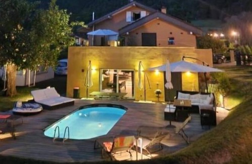 Les Posses-sur-Bex Apartment | Modern apartment surrounded by greenery, 20 minutes from the ski slopes and the lake