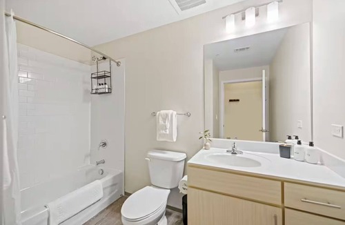 Sobro Hotel | Modern Apartment w/Kitchen | Pet Friendly & Pool | Near Boardwalk & Stadium