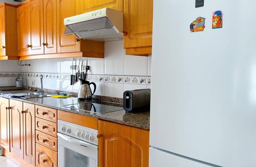 Cubelles Apartment | Modern Apartment w/Pool and Parking Hostem