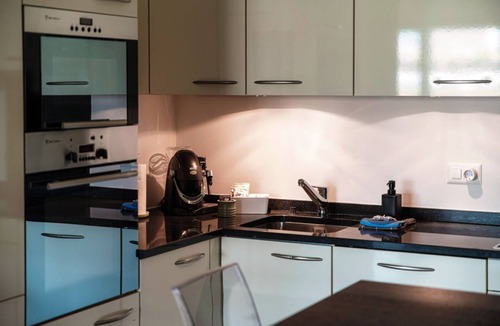 Paradiso Apartment | Modern apartment with terrace near Lugano (Sandi Luxury Apartment)