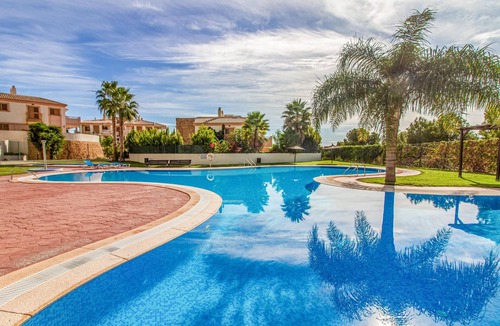 Golf Bahia Apartment | Modern apartment with large balcony with sea view.