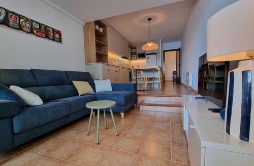 Pedrinya Apartment | Modern apartment with terrace and pool 50m from the beach