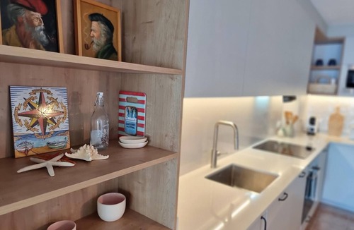 Pedrinya Apartment | Modern apartment with terrace and pool 50m from the beach