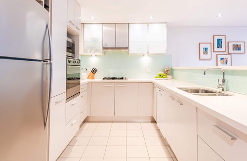 Bondi Apartment | Modern apartment with Large Courtyard