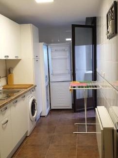 Yepes Apartment | Modern Apartment with Mountain View in Yepes 95 m² + Balcony