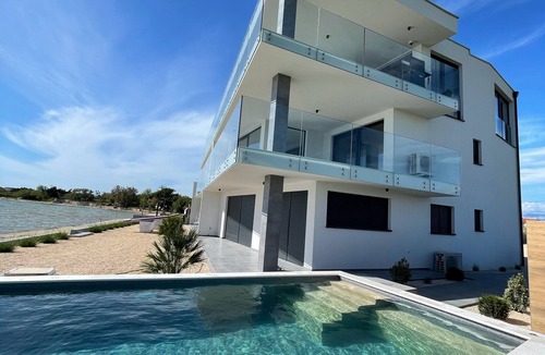 Privlaka Apartment | Modern Appartment - direct at the ocean