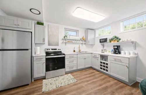 Audubon Apartment | Modern Apt Near Churchill Downs & Expo Center