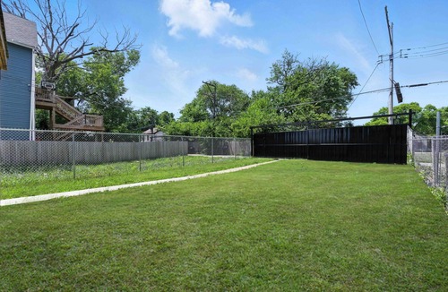 Fuller Park Apartment | Modern Apt Near the Loop