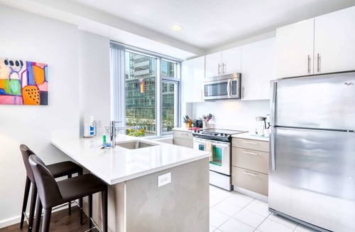 East Cambridge Apartment | Modern Apt with Access to Sky Terrace