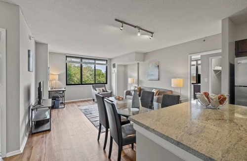 White Plains Apartment | Modern Apt with Kitchen and Gym