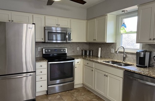 Lee's Summit House | Modern Aqua Oasis, Unit 2