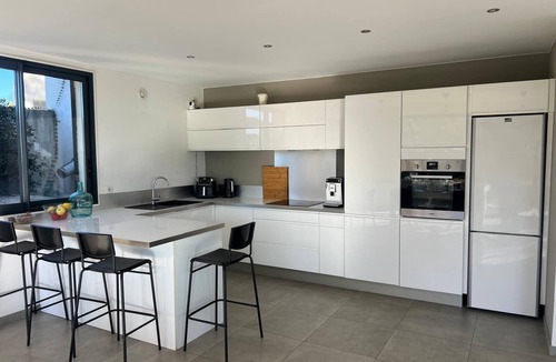 Les Maillans Villa | Modern architect-designed villa with pool - Immersion in nature & light