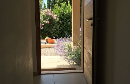 Bargemon Villa | Modern architect-designed villa in a green setting in Bargemon