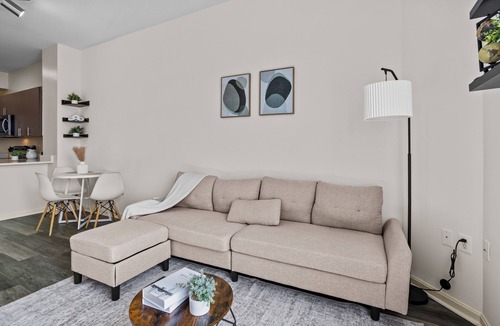 Shirlington Apartment | Modern Arlington 1BR apartment Near DC & Pentagon