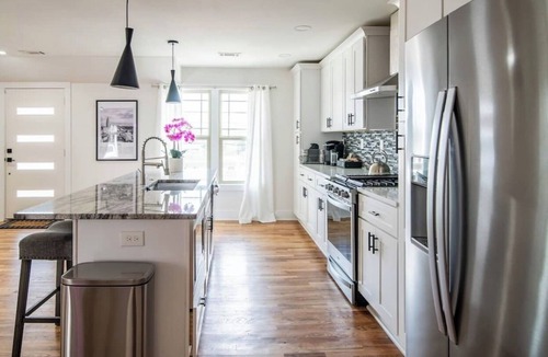 Capitol View House | Modern Atlanta Escape