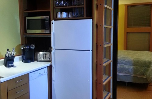 Ballard Apartment | “Modern Ballard 2BR + 2 Sleeping Lofts - Sleeps 6”