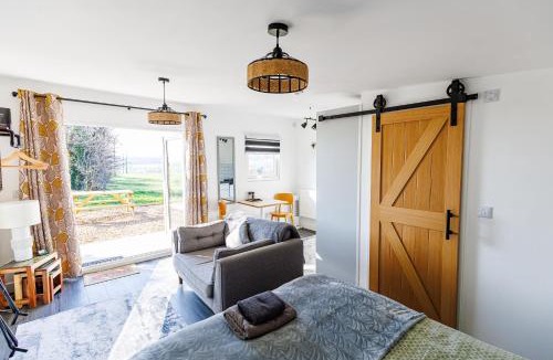 Brackley Apartment | Modern Barn Conversion