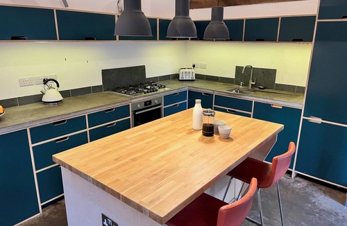 Dundry House | Modern Barn Conversion - Close to Bristol, Bath and Airport