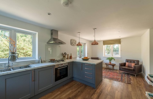 Crookham Village Cottage | Modern Barn Conversion, Rural Views, near Odiham