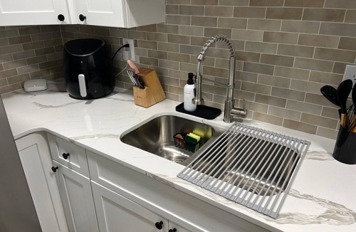 Lawrenceville House | Modern Basement Retreat 2BR King Suite