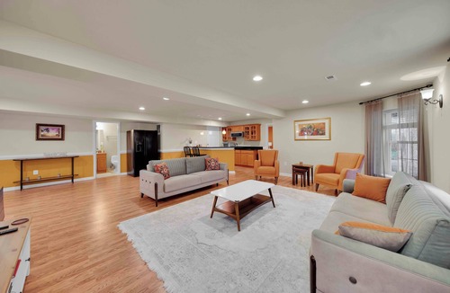 Fairfax House | Modern Basement Suit of Fairfax