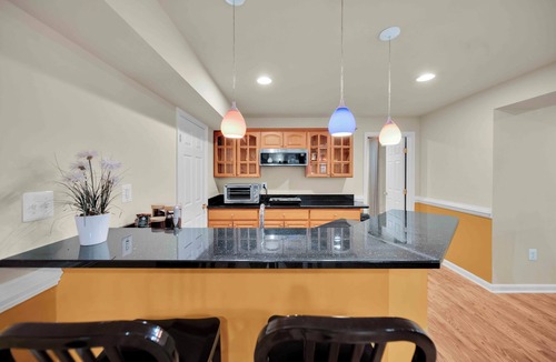 Fairfax House | Modern Basement Suit of Fairfax