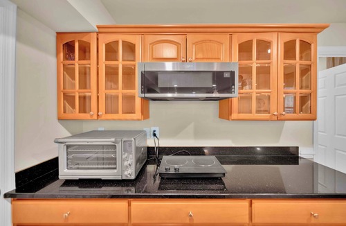 Fairfax House | Modern Basement Suit of Fairfax