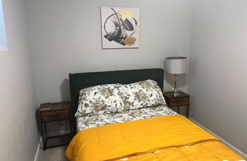 Transcona House | Modern Basement Suite with Comforts