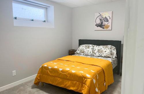 Transcona House | Modern Basement Suite with Comforts