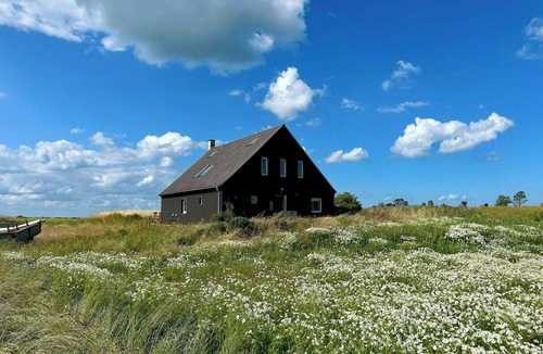 Harpelunde House | Modern beach house at Frederiksdal Gods