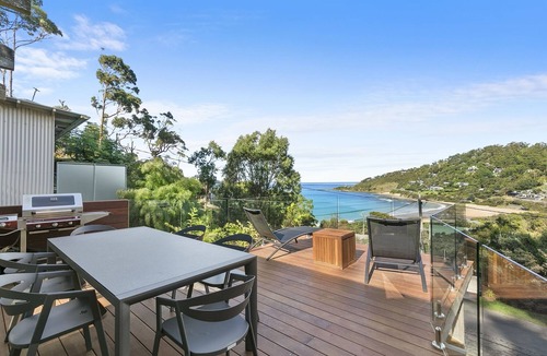 Wye River House | Modern beach house with ocean views