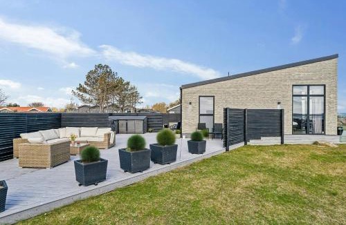 Juelsminde House | Modern Beach House With Sea Views At Bjørnsknude