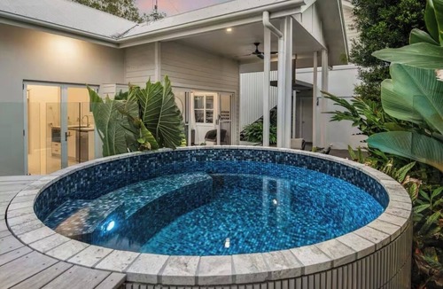 Marcoola House | Modern Beach Oasis: Marcoola