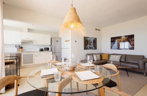 Urbanizacion Costabella Apartment | Modern beachside Penthouse with amazing sea views in Costabella, Marbella