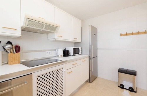 Urbanizacion Costabella Apartment | Modern beachside Penthouse with amazing sea views in Costabella, Marbella