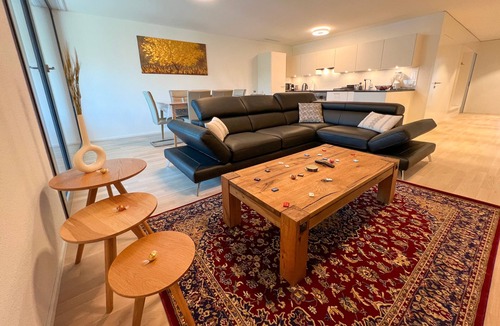 Glattbrugg Apartment | Modern & beautiful 4.5 rooms apartment welcomes you for homely & cozy experience