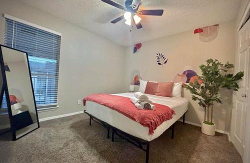Sherman Apartment | Modern&Beautiful pool A plus ocation LongStayDiscount