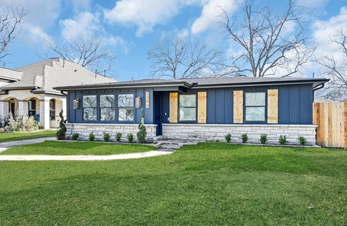 Lawndale/ Wayside House | Modern, beautifully renovated 3 bed/3 bath house