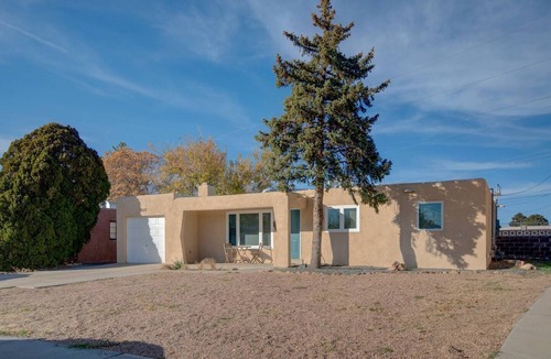 Uptown House | Modern Belle, near I-25 & I-40 Interchange