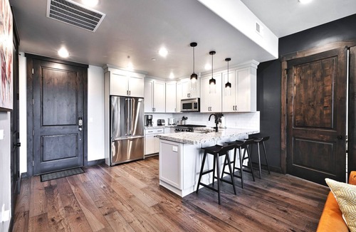 Park City Condo | Modern Blackstone Residence - 2BD/2.5BA
