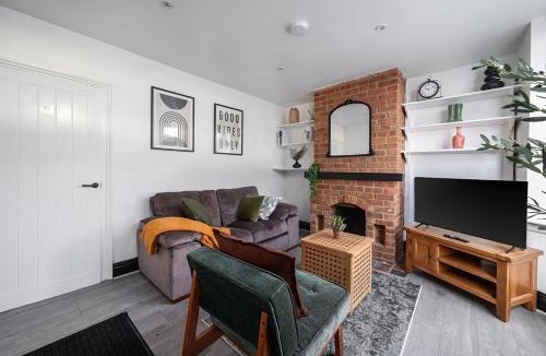 Fenny Stratford House | Modern Bletchley home with stylish decor