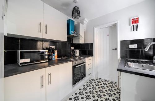 Fenny Stratford House | Modern Bletchley home with stylish decor