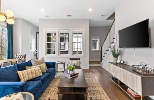Historic Waverly House | Modern Bliss with Garage by 12 South Restaurants and 2 miles Broadway
