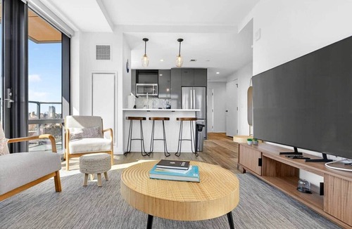 Shawmut Apartment | Modern Boston 2BR Apt. | Prime Downtown Location