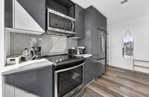 Shawmut Apartment | Modern Boston 2BR Apt. | Prime Downtown Location