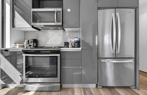 Shawmut Apartment | Modern Boston 2BR Apt. | Prime Downtown Location