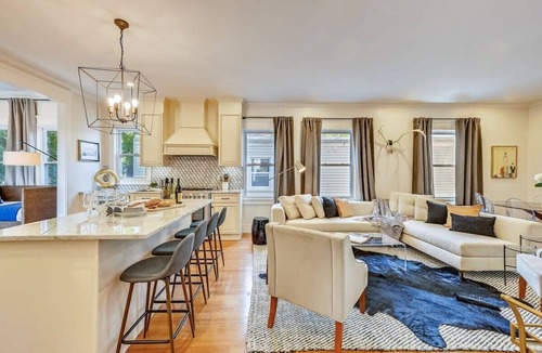 Forest Hills - Woodbourne Condo | Modern Boston Condo | near T