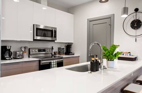Somerville Apartment | Modern/Brand New!/Harvard/MIT/Fenway/WIFI