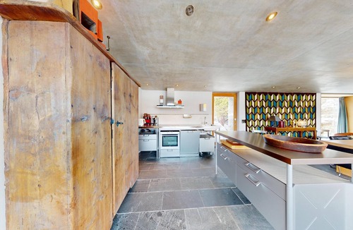 Maloja Apartment | Modern, bright 3½ room apartment on two floors (2nd & 3rd floor) with direct acc