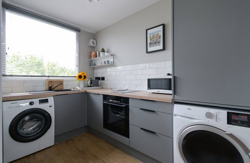 Pimlico Apartment | Modern -bright- Quiet studio central London